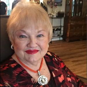 Meet your Posher, Frances